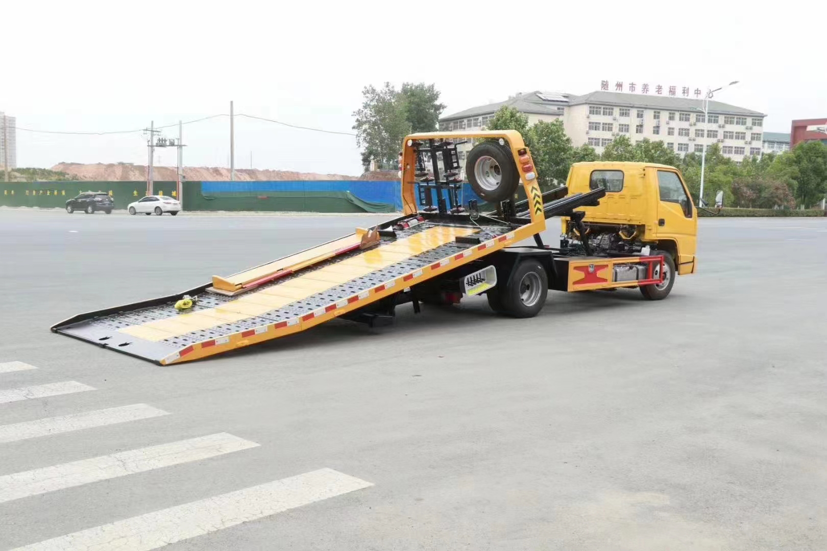 國(guó)六江鈴順達(dá)藍(lán)牌全落地清障車