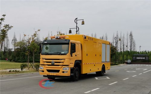 豪沃5000方排水車(chē)（便攜）