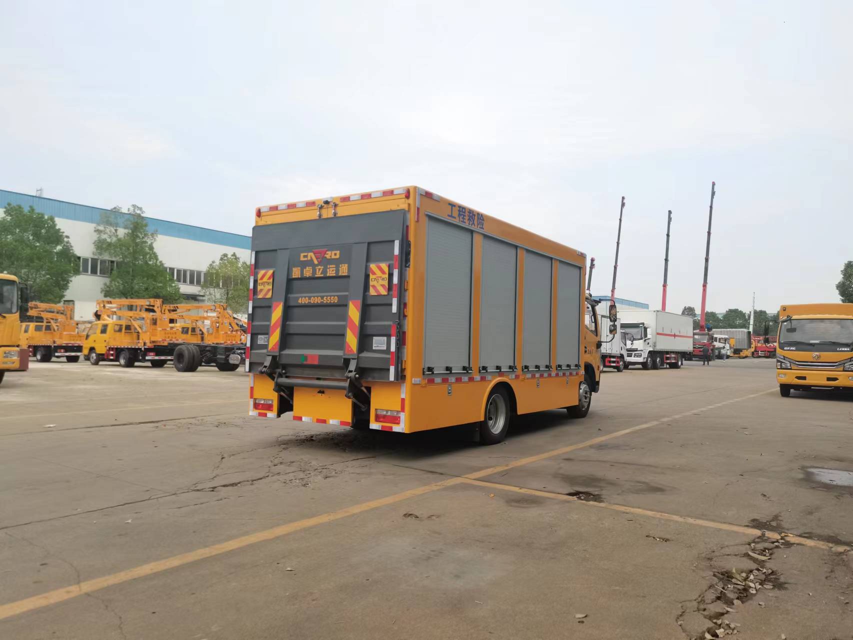 東風(fēng)多利卡D7  2000方排水車（便攜）